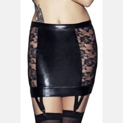 Straps-Rock In Schwarz