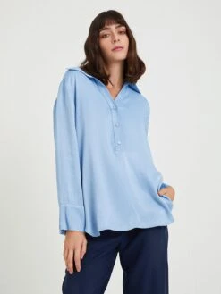 Bluse In Hellblau