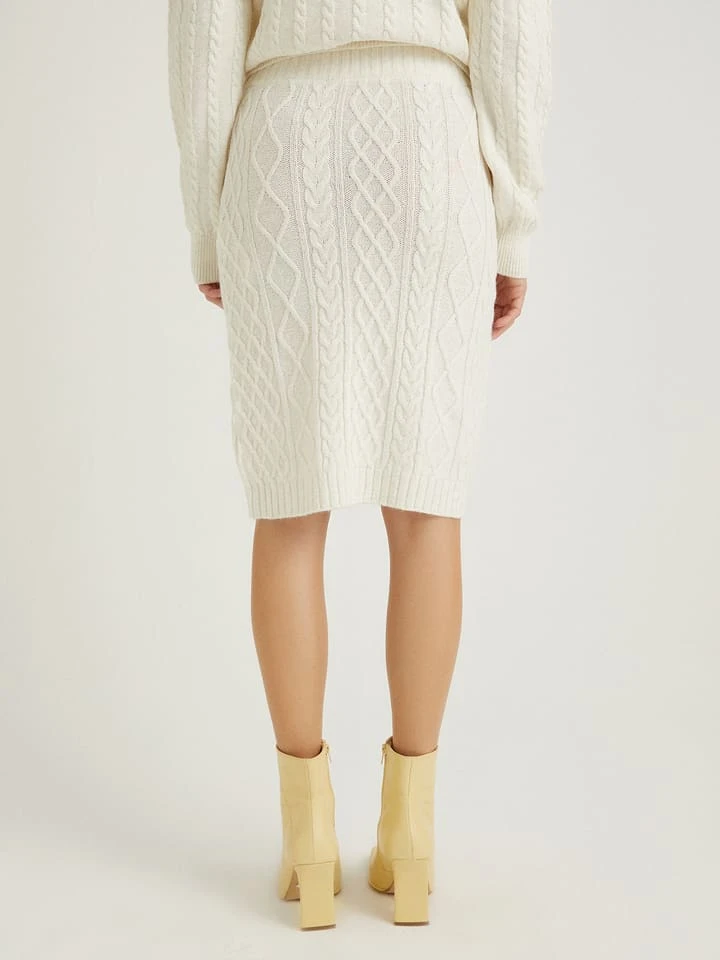 Rock In Creme - Image 2