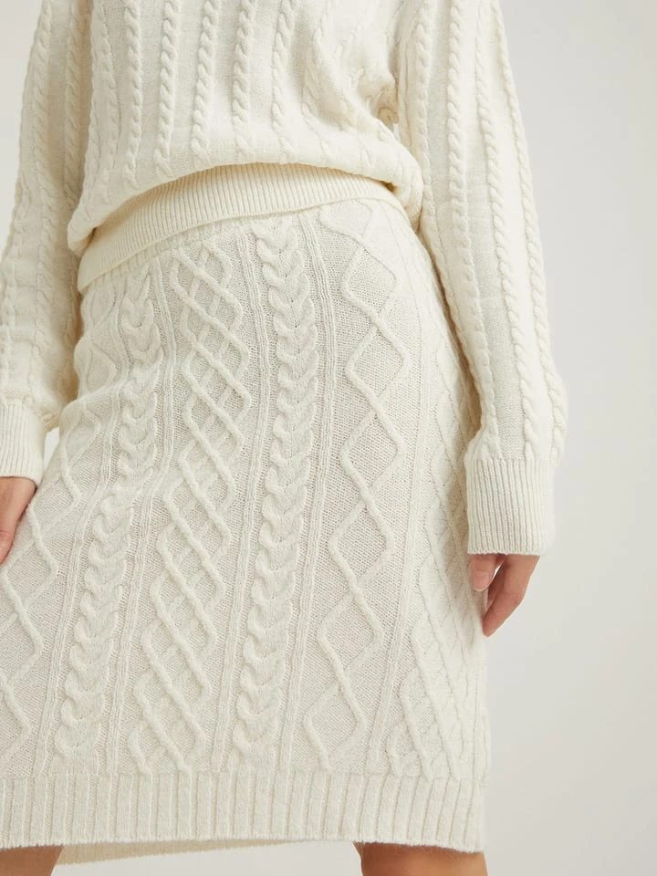 Rock In Creme - Image 3