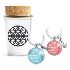 "Handmade"-Sojakerze & Zwei Schlüsselanhänger In Silber