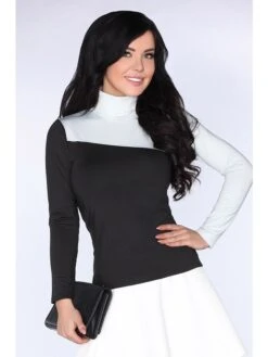 Longsleeve In Hellgrau/ Schwarz