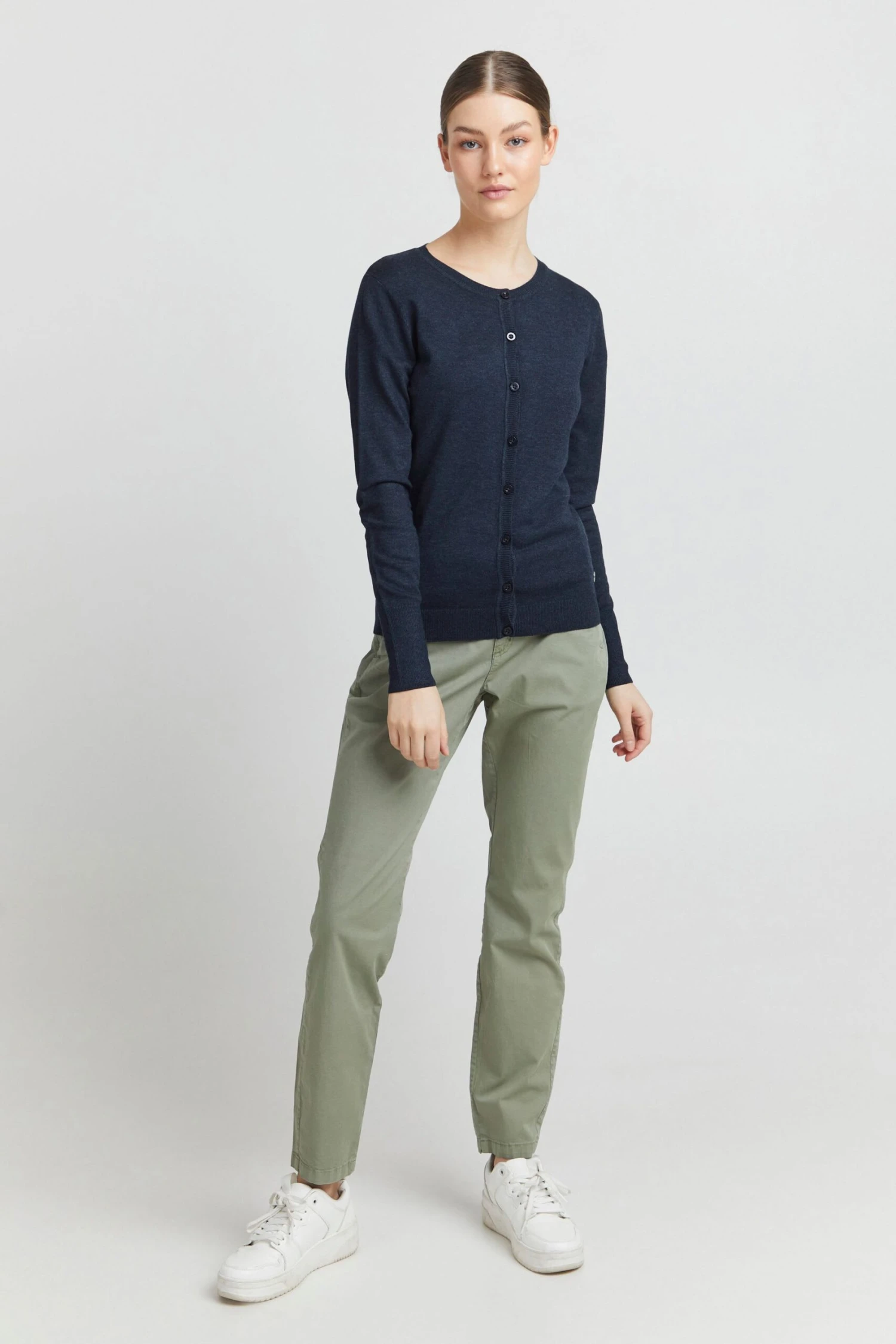 OXMO Cardigan In Schwarz - Image 2